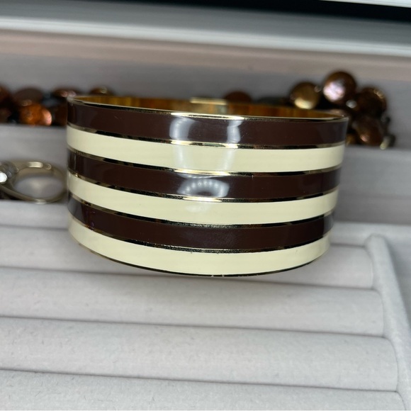 Henri Bendel Large Centennial Stripe Slip On Cuff Bracelet Bangle - Picture 3 of 3